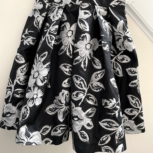 NWT Ralph Lauren A-Line Fit and Flare Party Dress - Size 6 - Picture 8 of 8